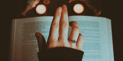 Robert O'Connor. El mayor de los hermanos de la dinastía O'Connors, heredero actual del banco BNK.